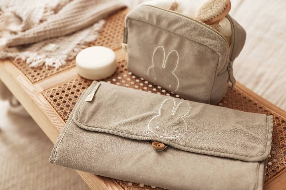 Jollein Wickelunterlage Frottee Miffy Olive Green 2025