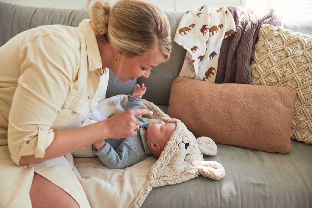 Jollein Einschlagdecke für Babyschale Bunny Nougat Super Rabatt