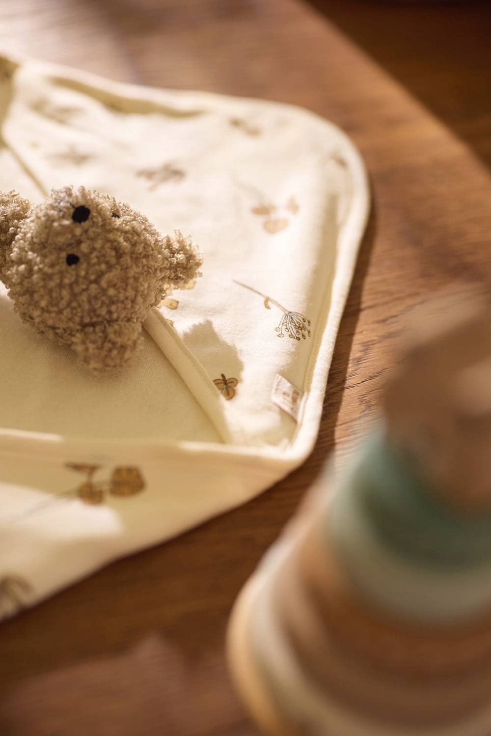 Jollein Rassel Teddy Bear - Olive Green Exklusivangebot