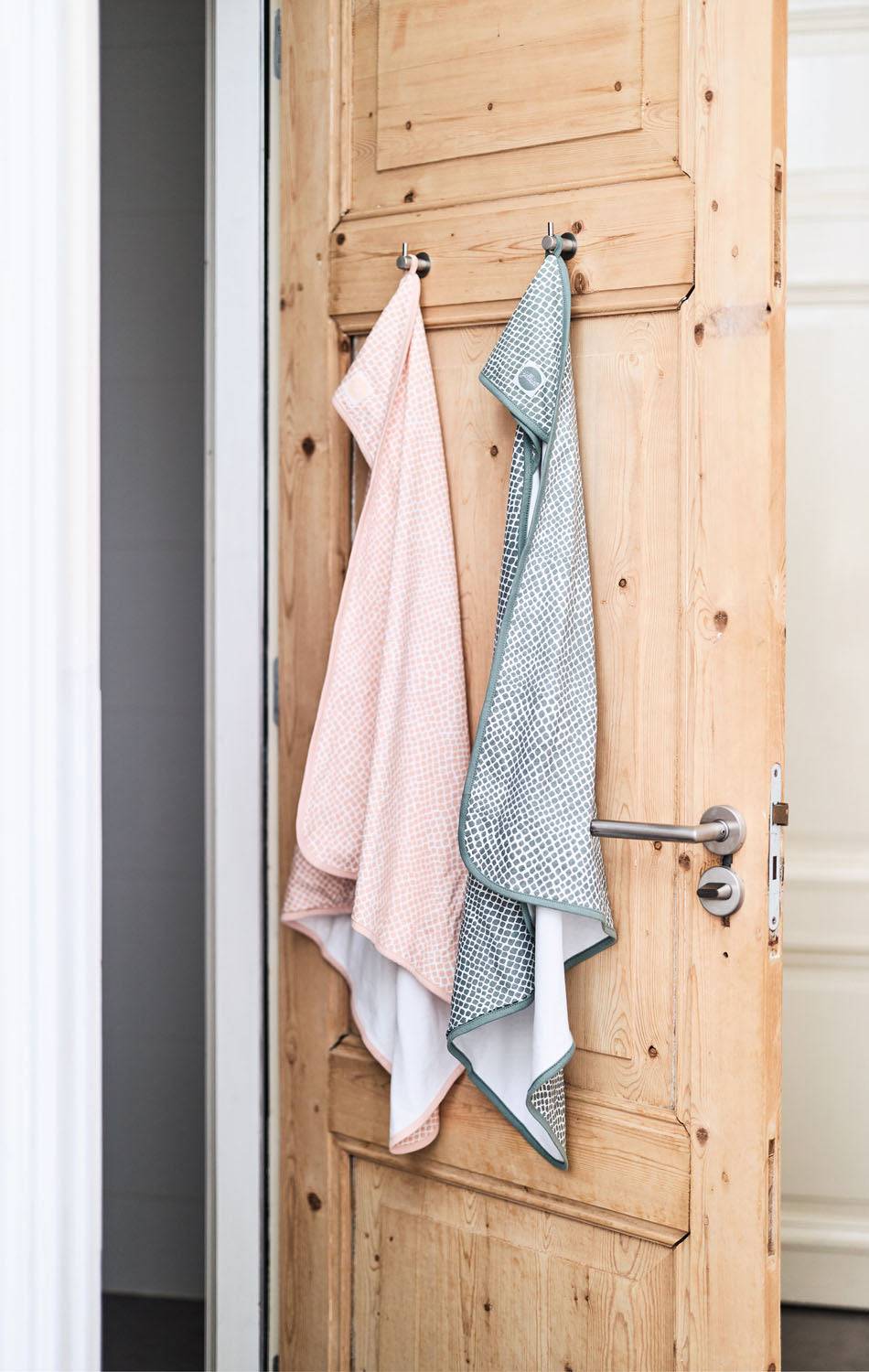 Jollein Kapuzenhandtuch 75x75cm Snake Pale Pink Flash Sale
