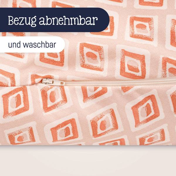 Julius Zöllner Stillkissen mit Knopf, Organic Raute Nur noch ein Tag übrig