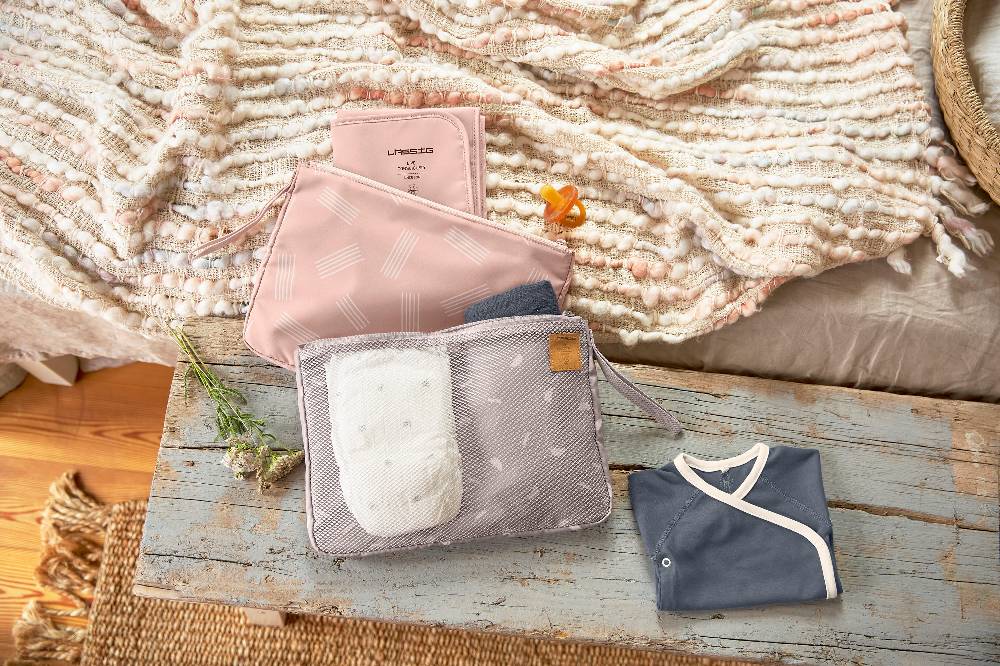 Lässig Windeltasche - Changing Organizer Soft Stripes Rose, Rosa Top Angebot