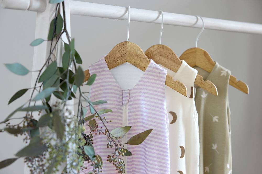Lässig Baby Schlafsack 0,5 TOG - Blätter, Oliv Valentinstagsangebot