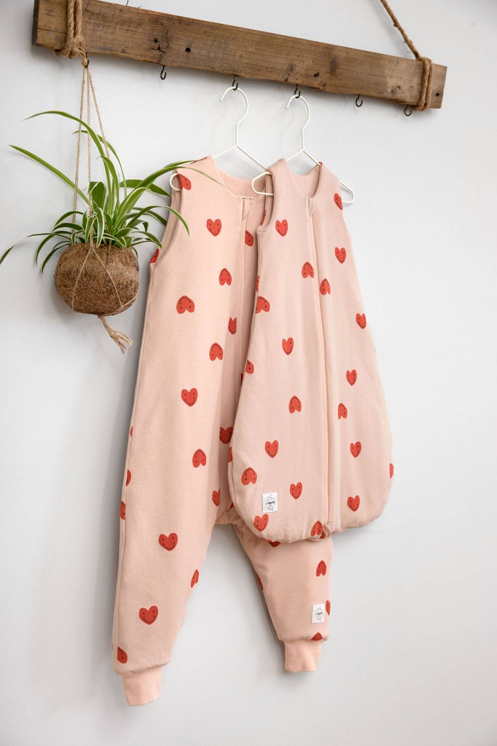 Lässig Babyschlafsack 2,5 TOG - Herz, Rosa Sonderangebot der Fabrik