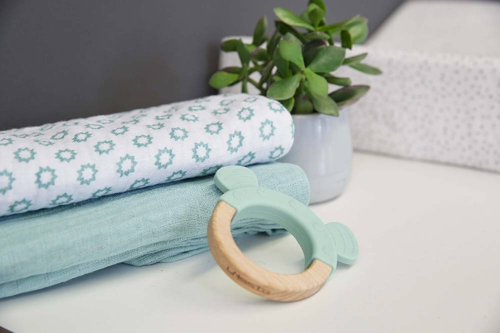 Lässig Greifling mit Beißhilfe - Teether Ring, Little Chums Dog Black Friday Preise