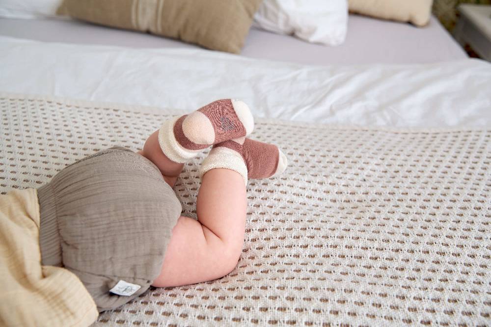 Lässig Baby Hose - Bio Baumwolle, Taupe, Grau Schlussverkauf