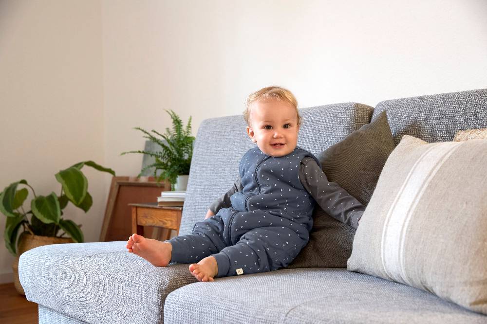 Lässig Kinder Schlafoverall 2,5 TOG, Triangle, Blau JETZT KAUFEN
