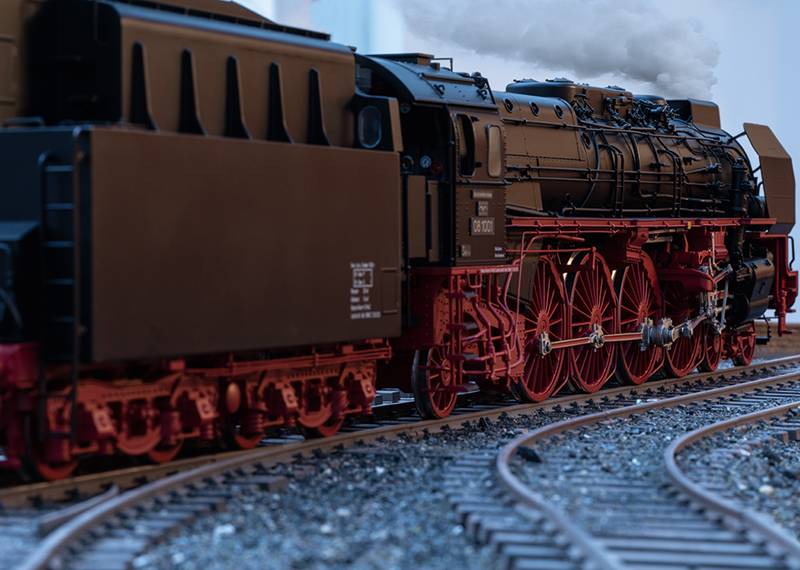 Märklin Dampflokomotive Baureihe 08 Weihnachtsangebot