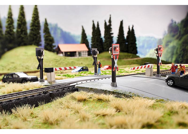 Märklin Märklin Start up - Vollautomatischer Bahnübergang Bis zu 65% Rabatt