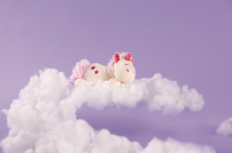 NICI Liegendes Kuscheltier Schlafeinhorn Theodor auf Wolke NICI GREEN Sonderangebot der Fabrik