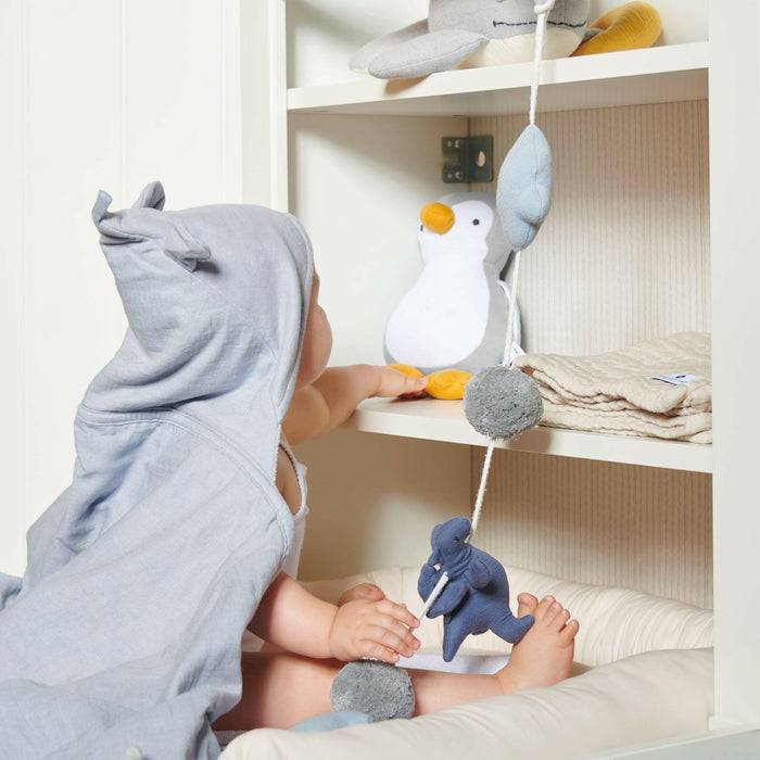 Nordic Coast Company Spieluhr Baby Pinguin Grau Sonderangebot der Fabrik