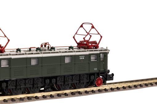 Piko N E-Lok E16 DB III Artikelnummer: 40355 Kauf eins, bekomm eins gratis