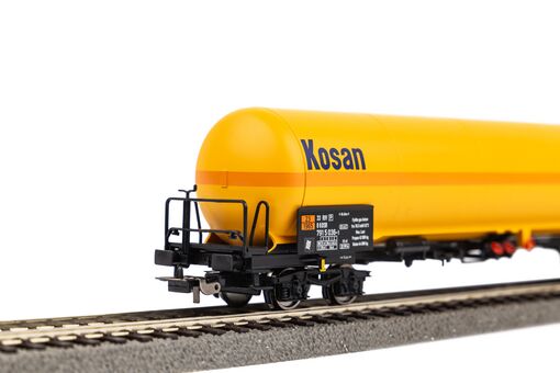 Piko Druckgaskesselwagen Kosangas DSB IV Artikelnummer: 24618 Speichern exportieren