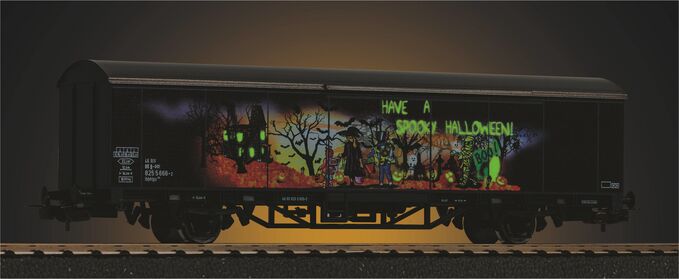 Piko Gedeckter Güterwagen "Halloween" Artikelnummer: 27704 Angebote