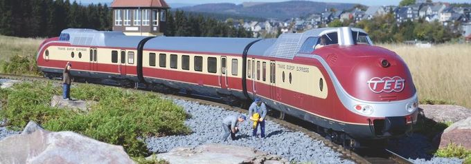 Piko G Dieseltriebwagen VT 11.5 DB III, 3-teilig Artikelnummer: 37320 Begrenzt auf 3 Tage