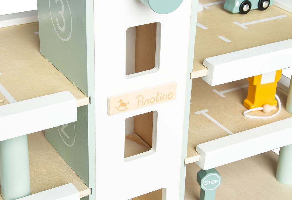 Pinolino Parkhaus 'Kurt' mit Zubehör VIP-Rabatte