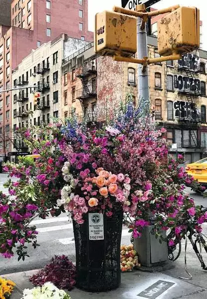 Ravensberger Matratzen Puzzle 300 Teile - Flowers in New York 2025