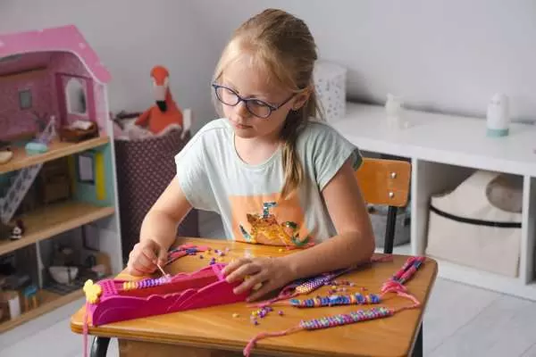 Ravensberger Matratzen Magischer Perlenzauber - Bastelset für Kinder ab 5 Jahren Fabrikverkauf