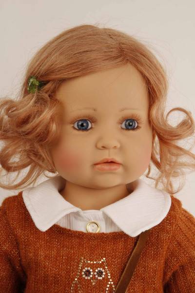 Schildkröt Manufaktur Puppe Anna-Maria 70 cm stehend von Brigitte Paetsch braune Haare, Kleidung rose/rot/weiss Bis zu 65% Rabatt