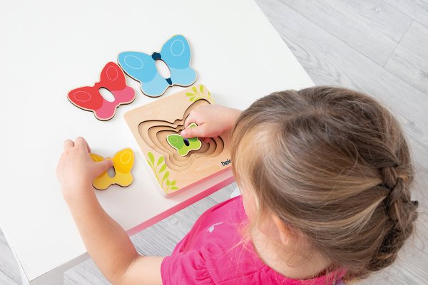 Schildkröt Manufaktur Lagen-Puzzle "Kleiner Schmetterling" by Beleduc Tägliche Deals
