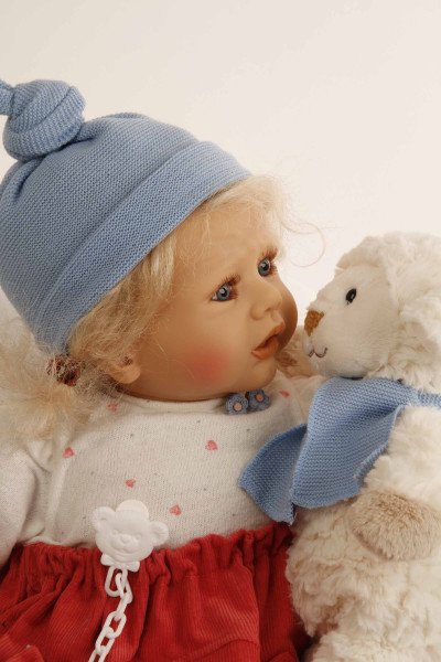 Schildkröt Manufaktur Baby Pina 52 cm von Karola Wegerich , blonde Haare, Kleidung weiss/blau/rot Hotsell