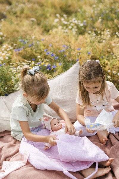 Schildkröt Manufaktur Kleidung zu Puppe Schlummerle 32 cm, Nickyoverall weiss/rose Jubiläumsangebot