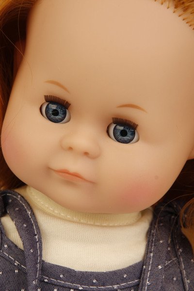 Schildkröt Manufaktur Puppe Schlummerle 37 cm rote Haare, blaue Schlafaugen, Kleidung gelb/blau/beige Limitierter Zeitrabatt