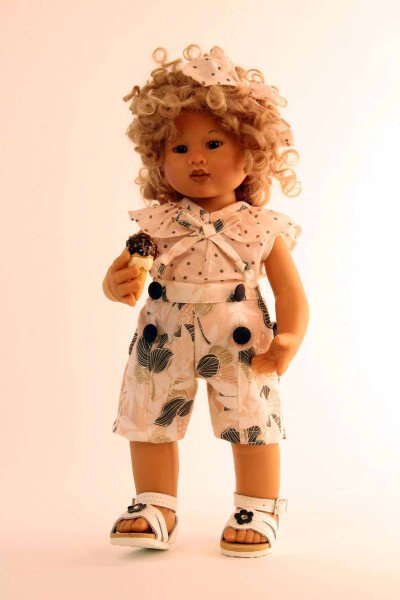 Schildkröt Manufaktur Puppe Müller-Wichtel Kimiko 30 cm blonde Haare, Kleidung rose/braun Hotsell