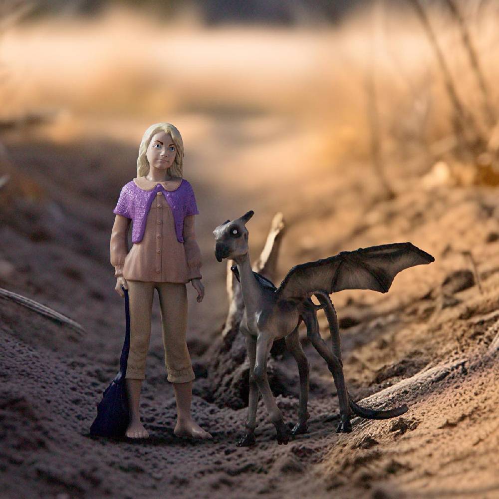 Schleich Luna Lovegood™ & Baby Thestral Outlet