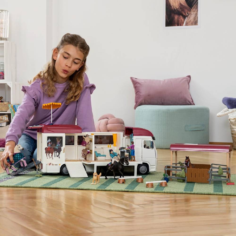 Schleich Pferdetransporter Kauf eins, bekomm eins gratis