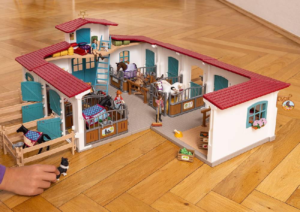 Schleich Sattelkammer 50% Rabatt für begrenzte Zeit