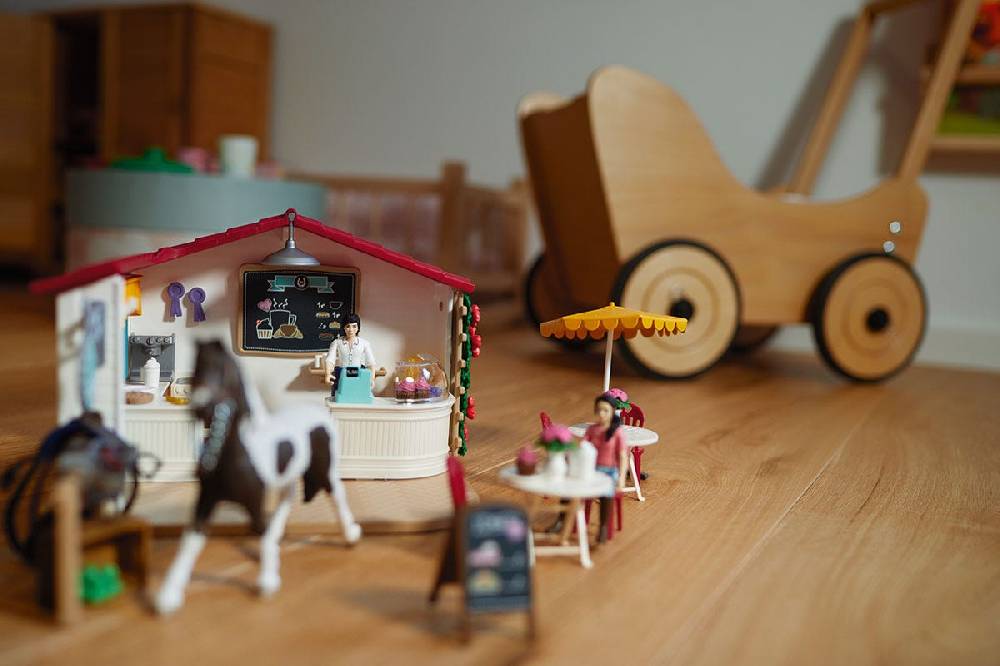 Schleich Reiter-Café 2025