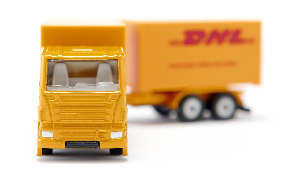 Siku LKW mit Anhänger DHL 10169400001 Weihnachtsangebot