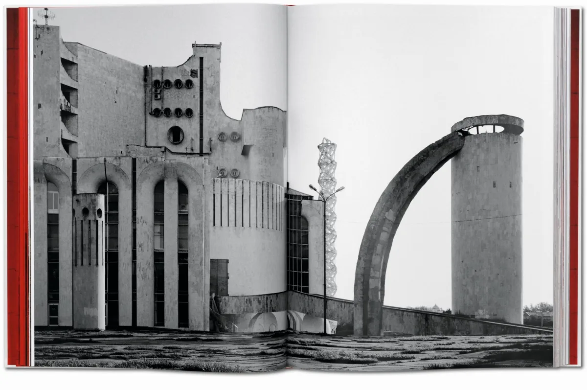 TASCHEN Frédéric Chaubin. CCCP. Cosmic Communist Constructions Photographed Kostenlose Rückgabe