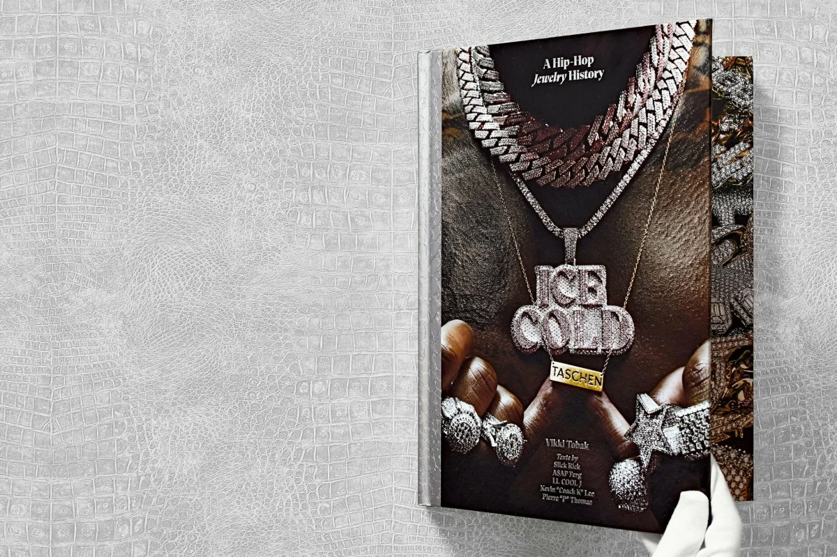 TASCHEN Ice Cold. A Hip-Hop Jewelry History Kostenloser Versand