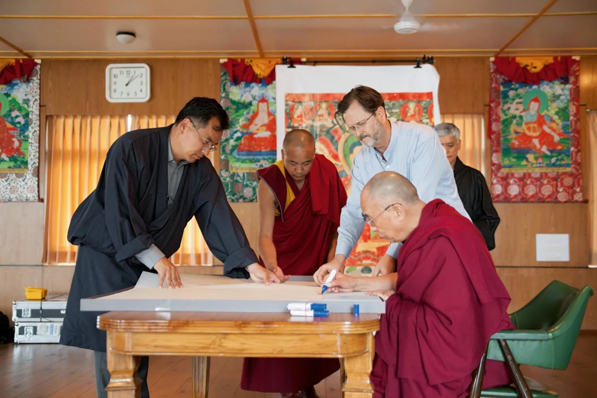 TASCHEN Thomas Laird. Murals of Tibet Riesige Rabatte