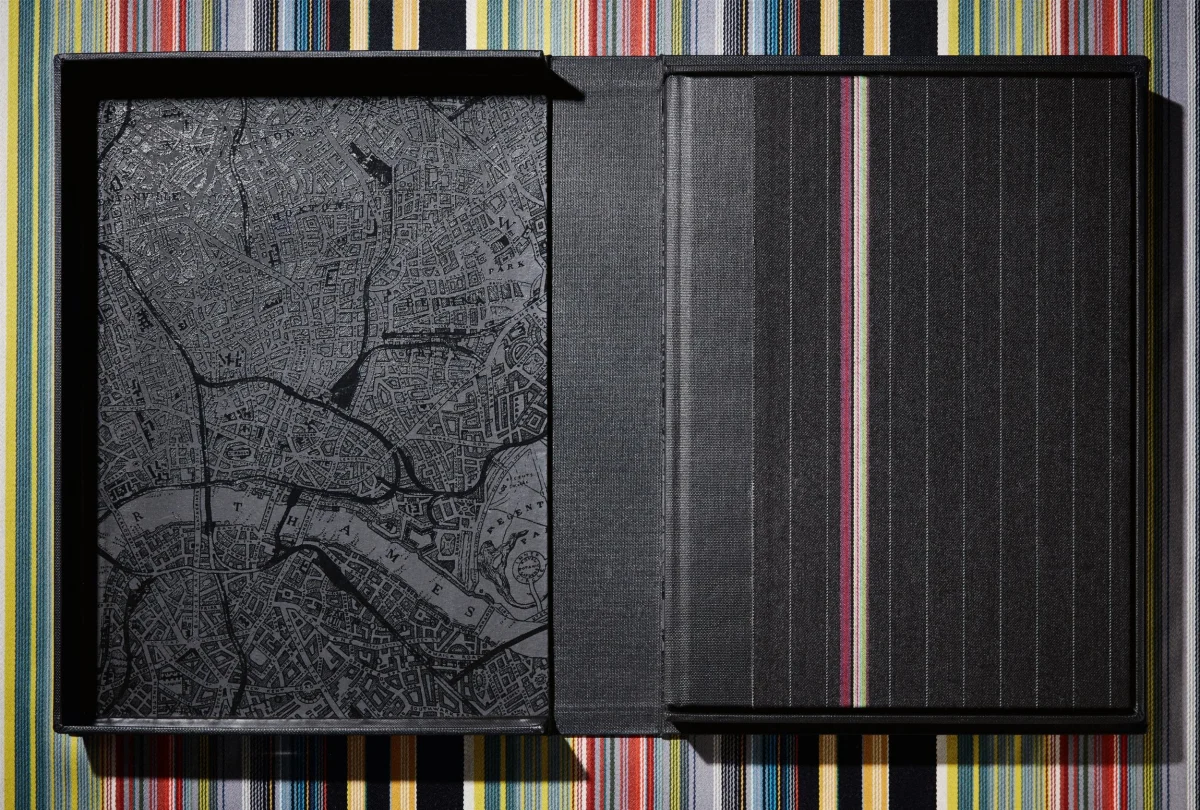 TASCHEN London. Portrait of a City, Paul Smith Edition No. 1–500 ‘Piccadilly Circus’ Outlet