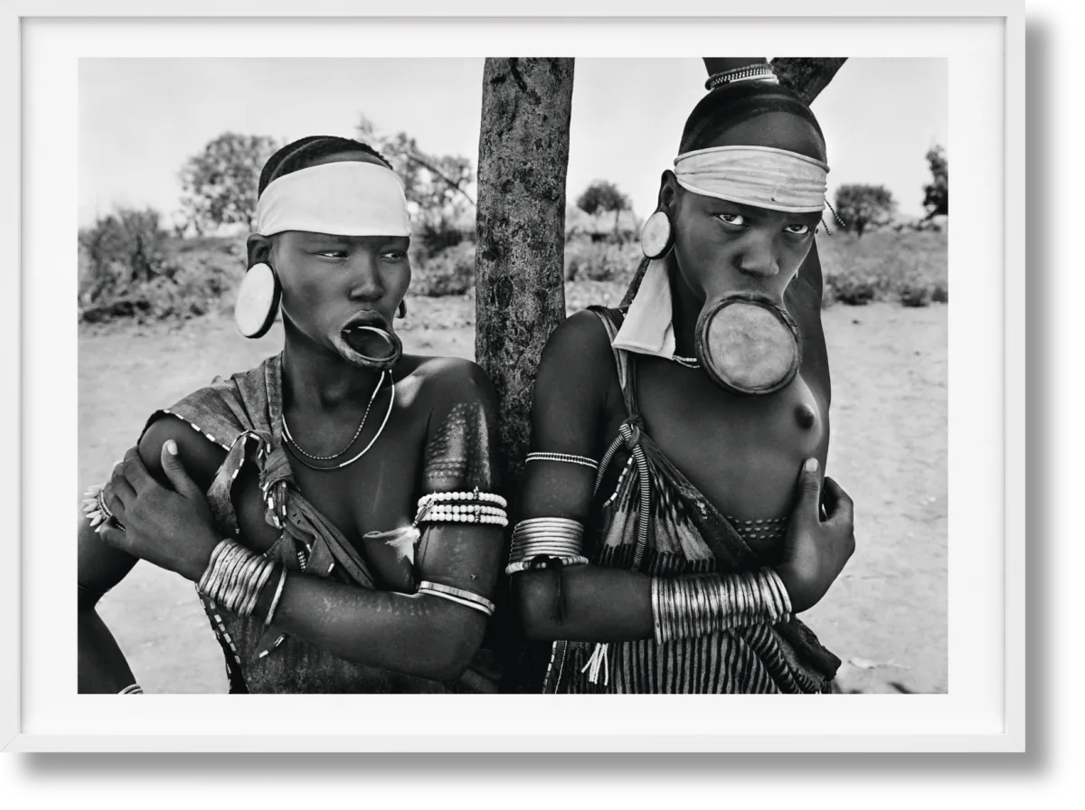TASCHEN Sebastião Salgado. Genesis. Art Edition No. 1–100 ‘Two Mursi Women, Omo Valley, Ethiopia’