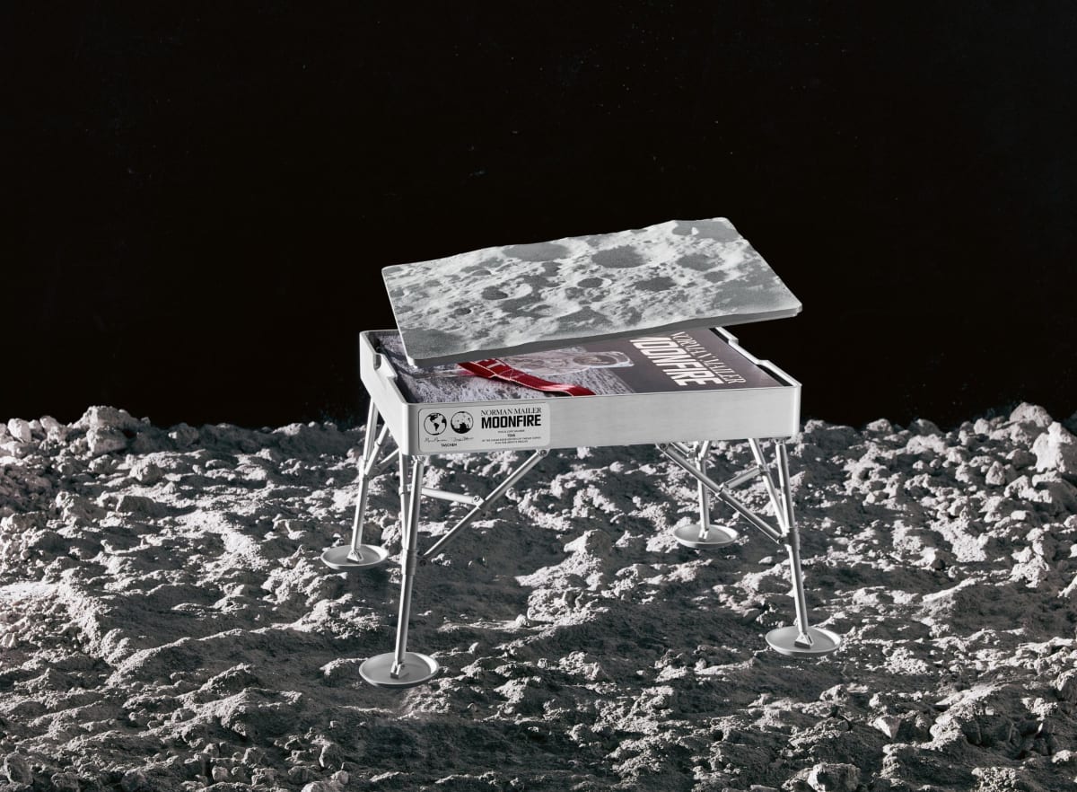 TASCHEN Norman Mailer, Marc Newson. MoonFire, Lunar Rock Edition No. 1,968 ‘NWA 4936’ Black Friday Preise