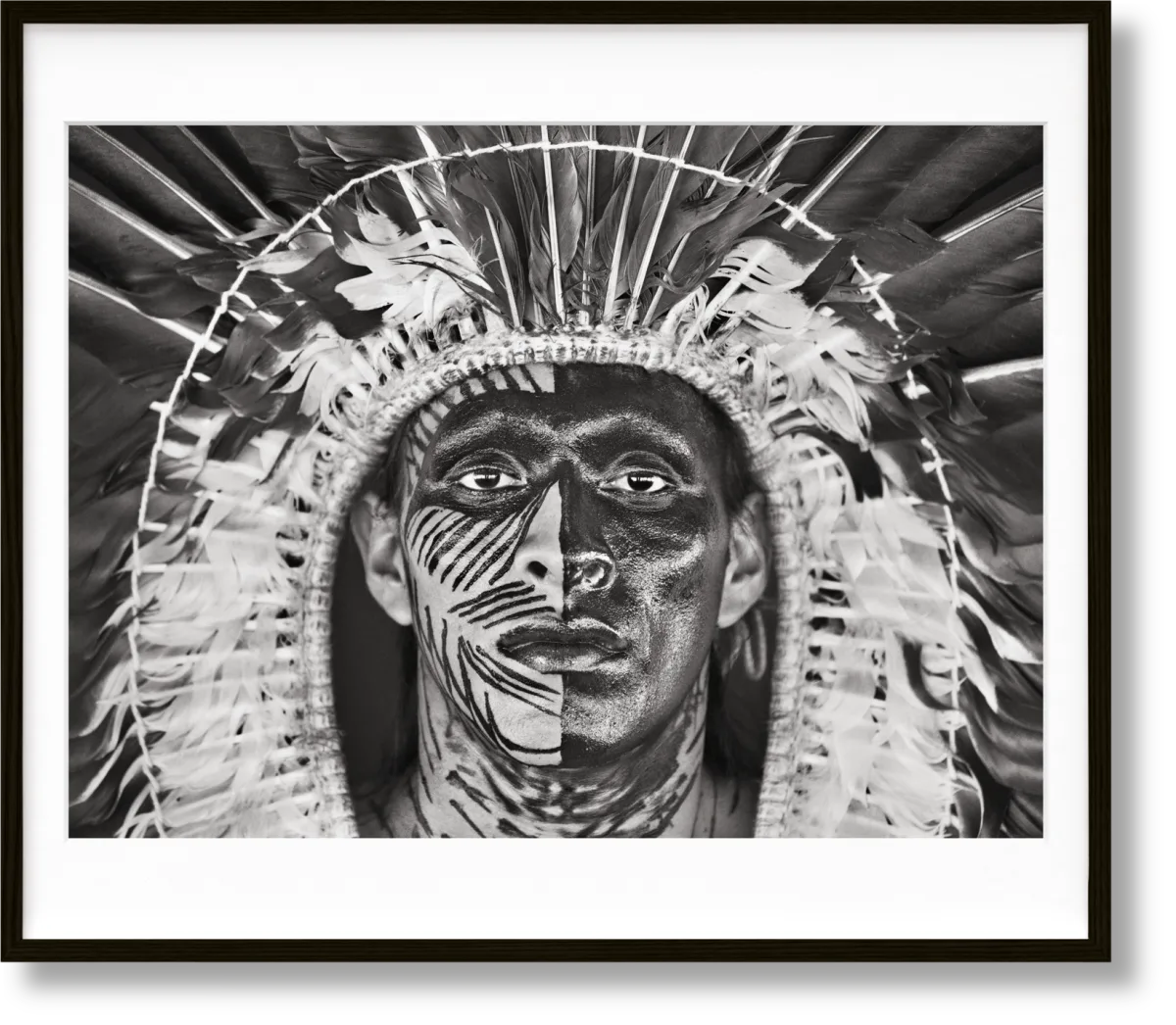 TASCHEN Sebastião Salgado. Amazônia, Art Edition No. 1–100 ‘Adão Yawanawá in a headdress of eagle feathers’