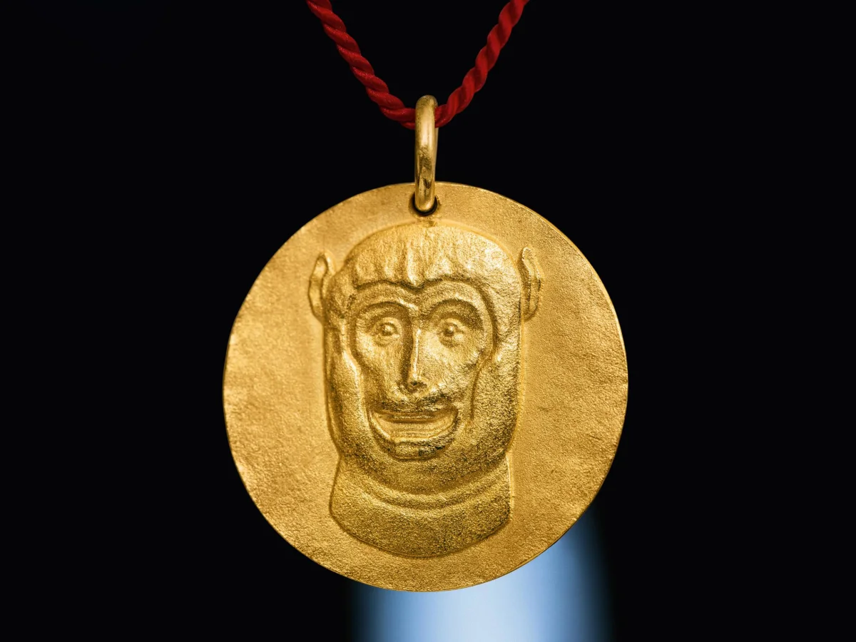 TASCHEN Ai Weiwei. Zodiac Charm ‘Monkey’ Super Sparpreis