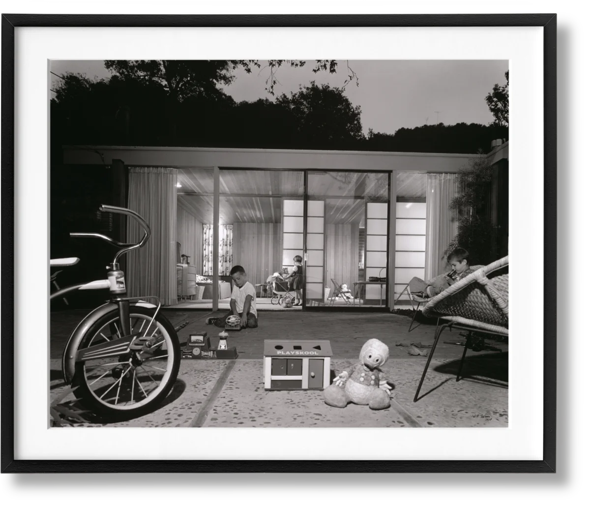 TASCHEN Julius Shulman. 'Skinner, Skinner House'