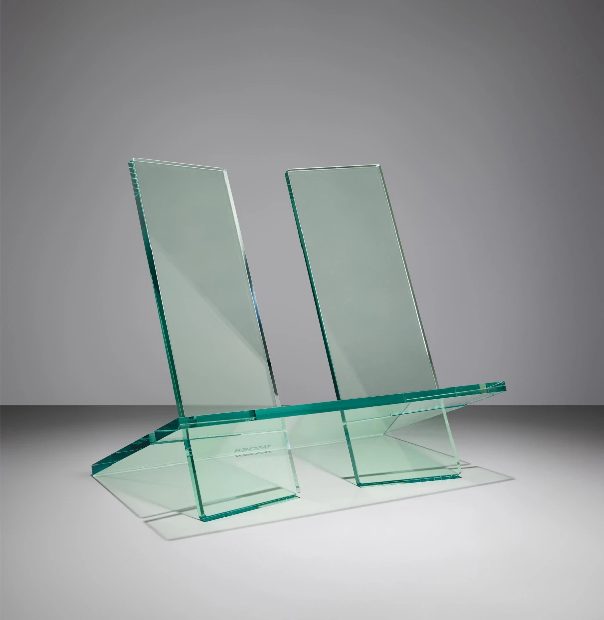 TASCHEN Bookstand. Extra-Large. Crystal Green Meist gekauft