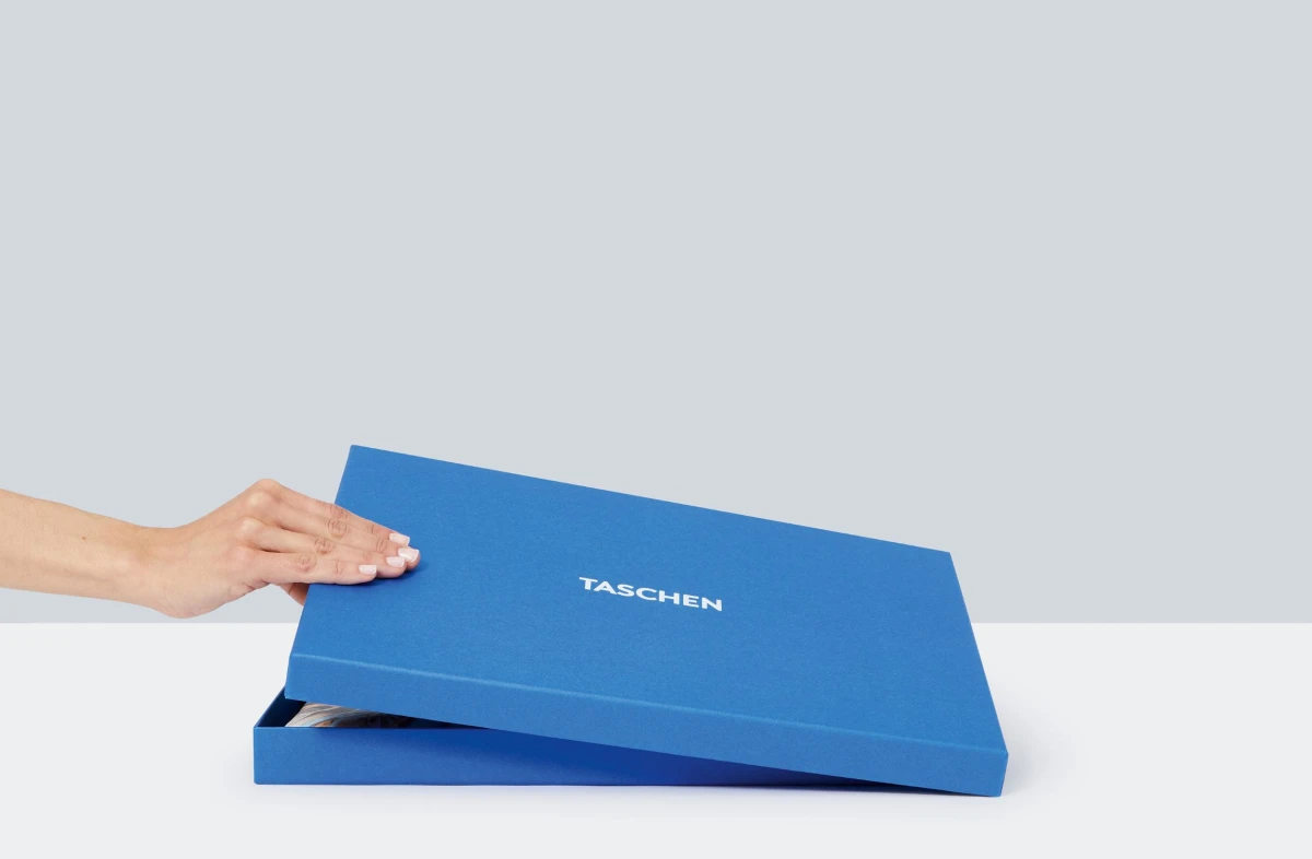 TASCHEN TASCHEN Pouch. André Butzer Fabrik Onlineshop