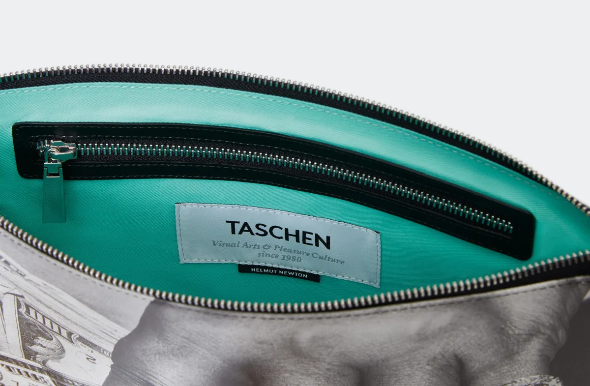 TASCHEN TASCHEN Pouch. Helmut Newton ‘Fat Hand and Dollars’ Fabrikpreis